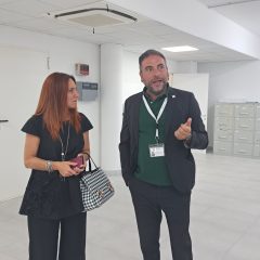 Il Dg Flavio Sensi, con la presidente della Commissione Sanità, Carla Fundoni